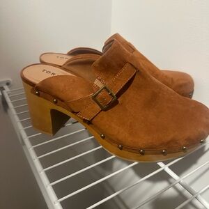 Women's Brown Suede Clogs